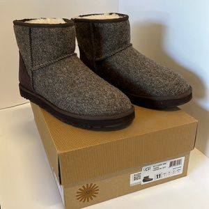 UGG Mens Classic Mini Tweed boots
